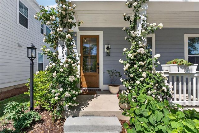 1205 Crooked Oak Road, Charleston, SC 29492