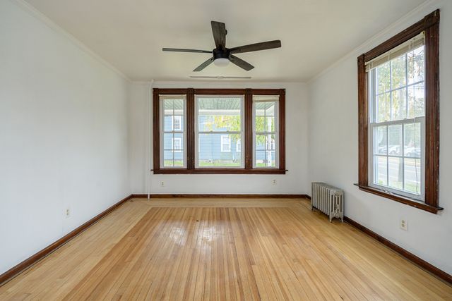 81 West Town Street, Norwich, CT 06360