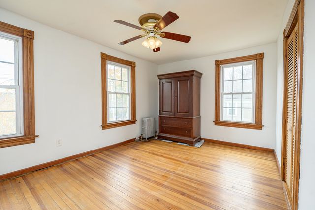 81 West Town Street, Norwich, CT 06360