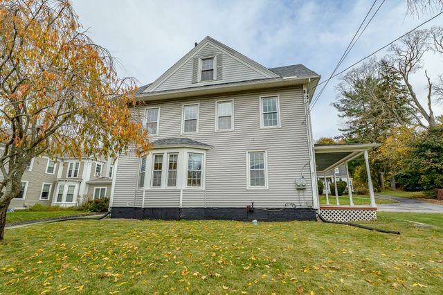 81 West Town Street, Norwich, CT 06360