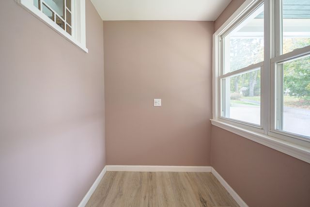 81 West Town Street, Norwich, CT 06360