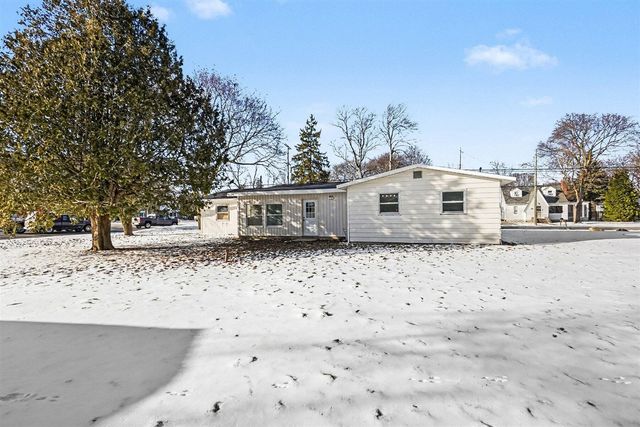 140 E Commerce Street, Grant, MI 49327