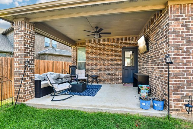 1832 Rio Costilla Road, Fort Worth, TX 76131