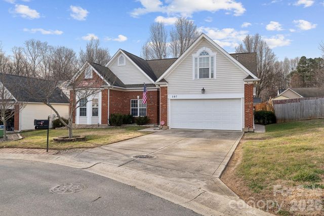 107 Kristens Court Drive, Mooresville, NC 28115