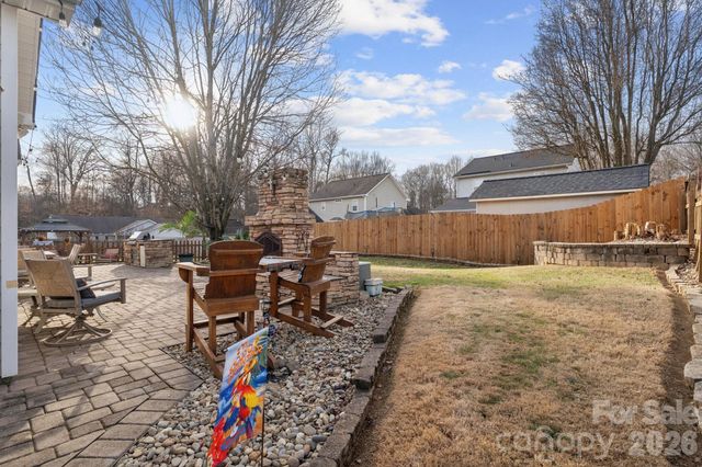 107 Kristens Court Drive, Mooresville, NC 28115