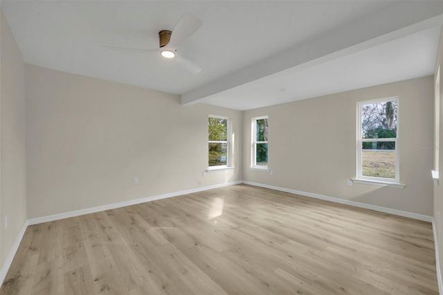 31201 MERRY RD, Tavares, FL 32778