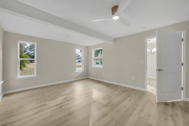 31201 MERRY RD, Tavares, FL 32778