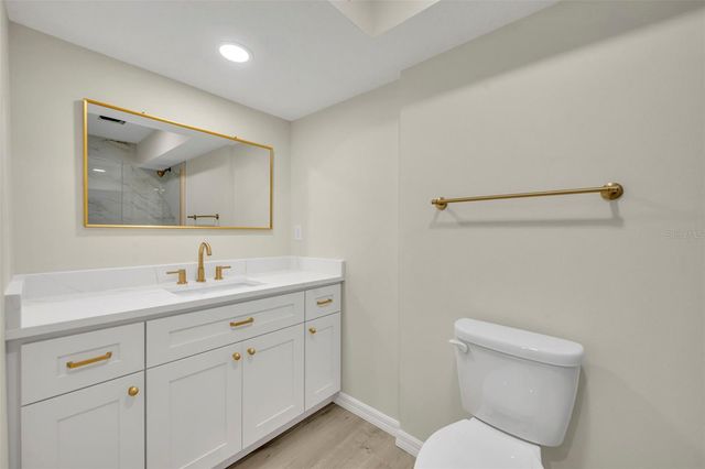 31201 MERRY RD, Tavares, FL 32778