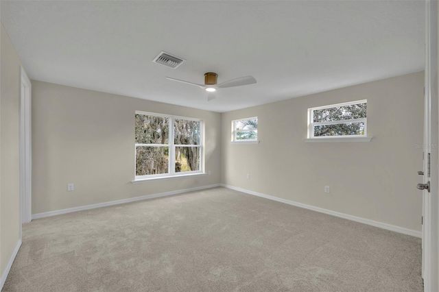 31201 MERRY RD, Tavares, FL 32778