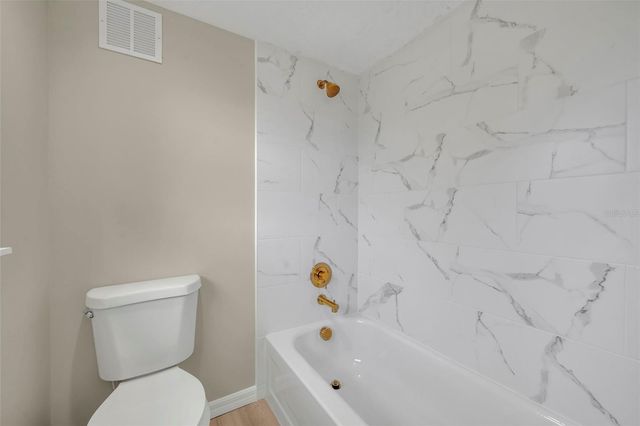 31201 MERRY RD, Tavares, FL 32778