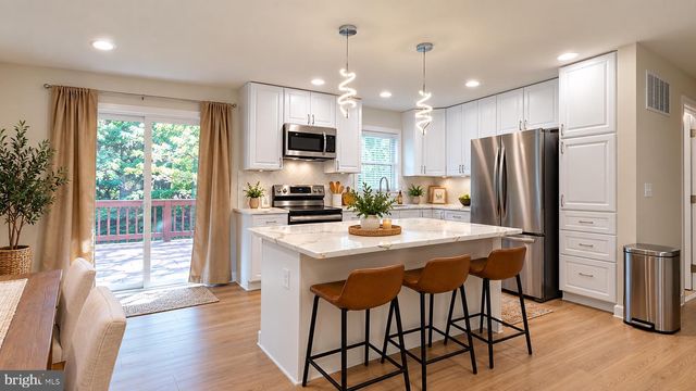 1005 STODDERT AVE, Waldorf, MD 20602