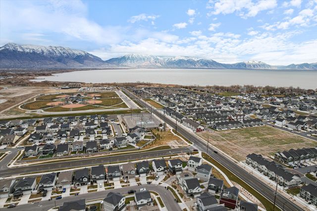 197 E BRUSHY CANYON ST, Saratoga Springs, UT 84045