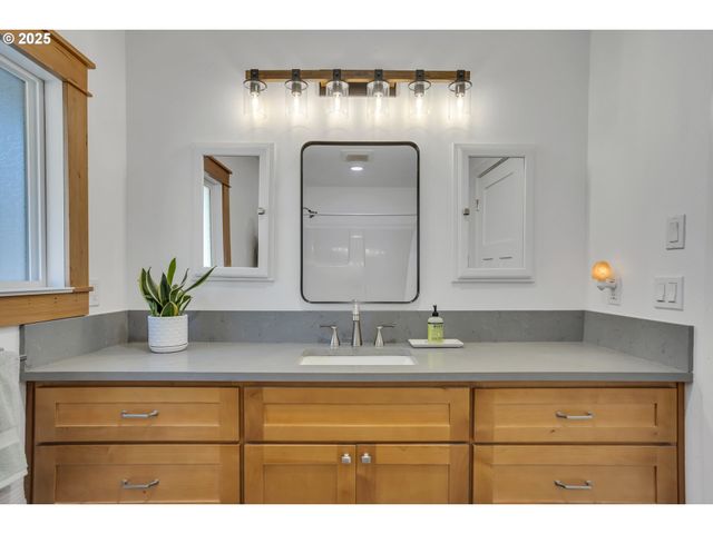 48 ELK RIDGE Ln, Naselle, WA 98638