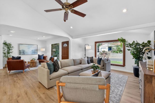 4701 Llano Ln, Fair Oaks, CA 95628