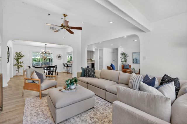 4701 Llano Ln, Fair Oaks, CA 95628