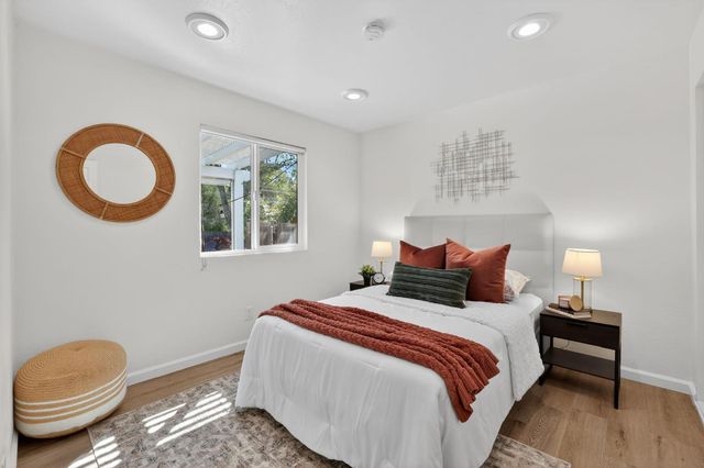 4701 Llano Ln, Fair Oaks, CA 95628