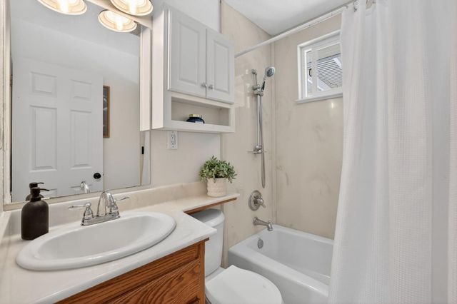 4701 Llano Ln, Fair Oaks, CA 95628