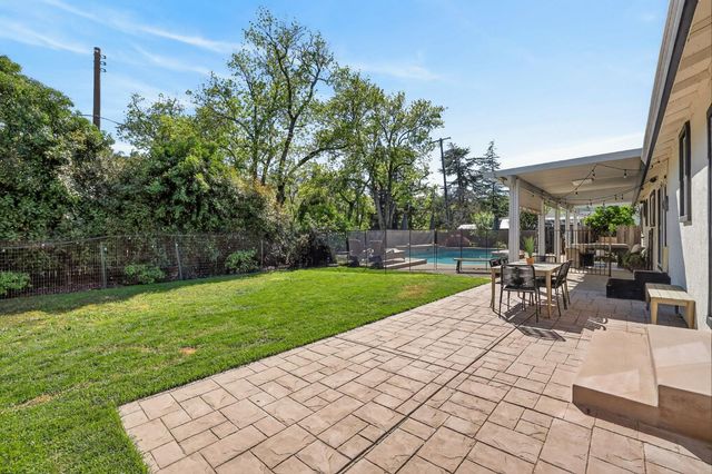 4701 Llano Ln, Fair Oaks, CA 95628