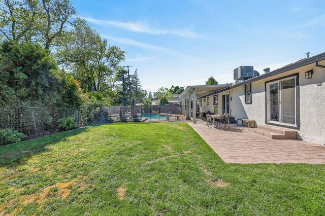 4701 Llano Ln, Fair Oaks, CA 95628