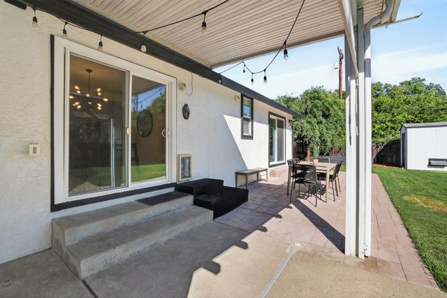 4701 Llano Ln, Fair Oaks, CA 95628