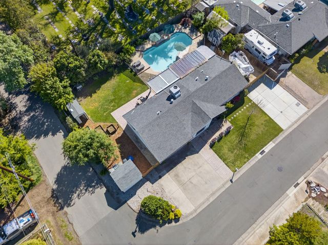 4701 Llano Ln, Fair Oaks, CA 95628