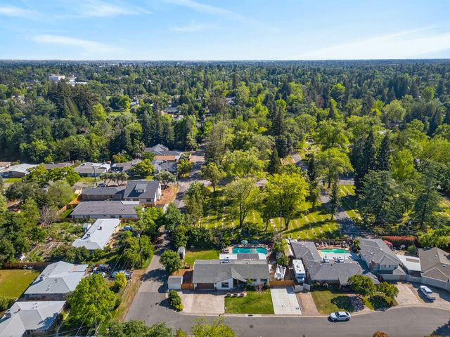 4701 Llano Ln, Fair Oaks, CA 95628