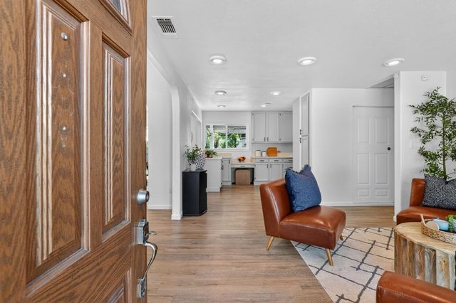 4701 Llano Ln, Fair Oaks, CA 95628