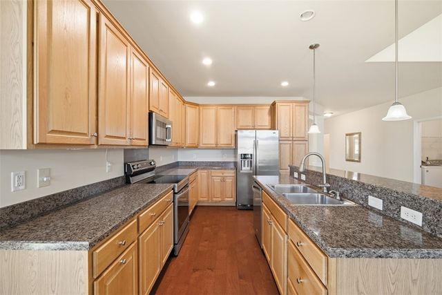 529 Pioneer Ln, New Sewickley Twp, PA 15042