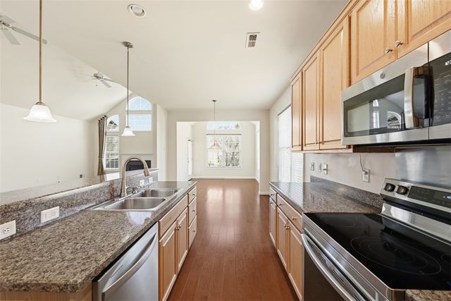 529 Pioneer Ln, New Sewickley Twp, PA 15042