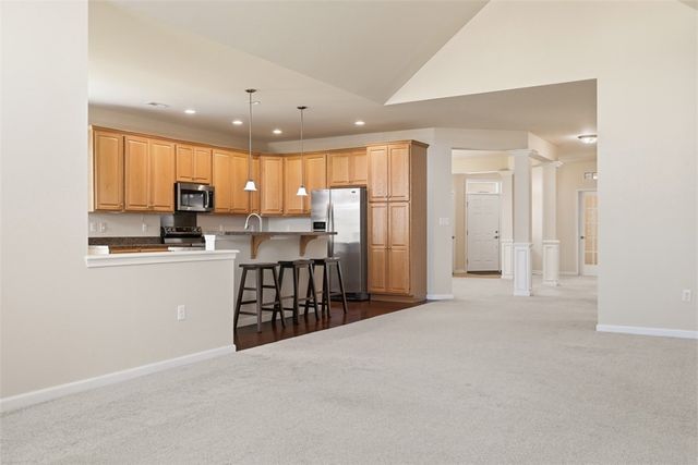 529 Pioneer Ln, New Sewickley Twp, PA 15042