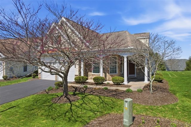 529 Pioneer Ln, New Sewickley Twp, PA 15042