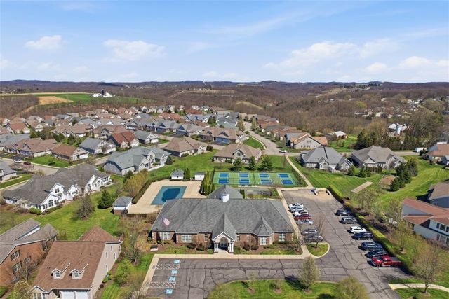 529 Pioneer Ln, New Sewickley Twp, PA 15042