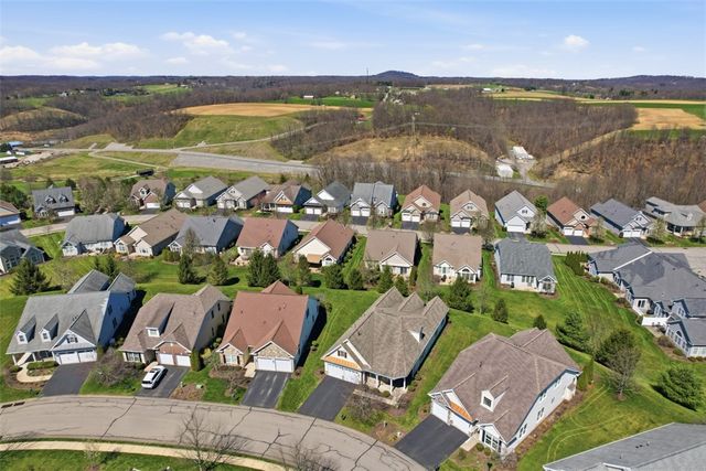 529 Pioneer Ln, New Sewickley Twp, PA 15042
