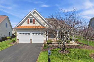 529 Pioneer Ln, New Sewickley Twp, PA 15042