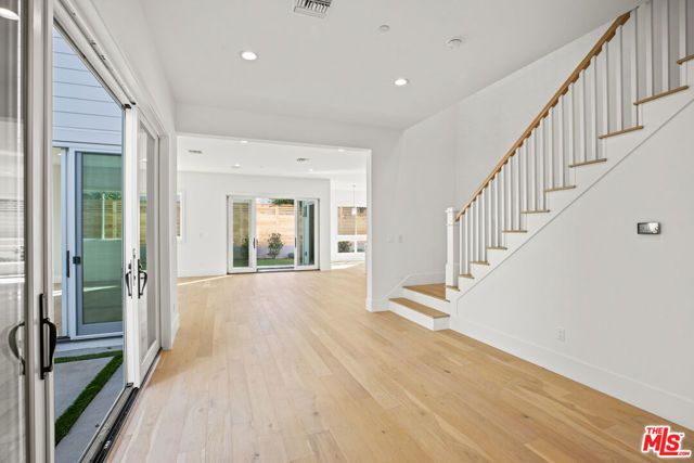 744 Almar Avenue, Pacific Palisades (los Angeles), CA 90272