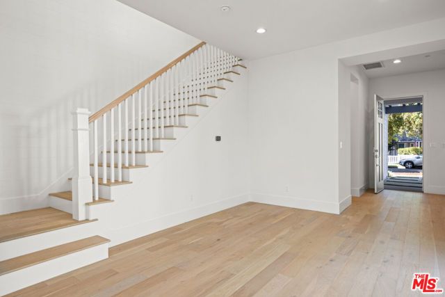 744 Almar Avenue, Pacific Palisades (los Angeles), CA 90272