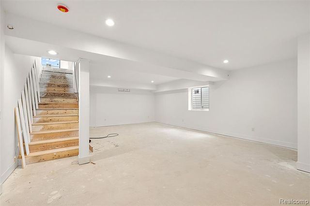 1336 Haynes Street, Birmingham, MI 48009