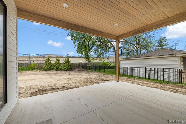 1336 Haynes Street, Birmingham, MI 48009