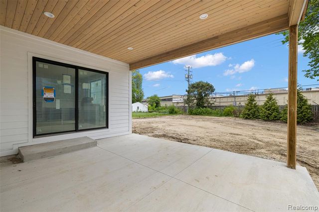 1336 Haynes Street, Birmingham, MI 48009