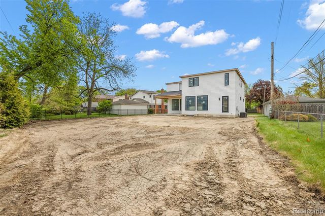 1336 Haynes Street, Birmingham, MI 48009