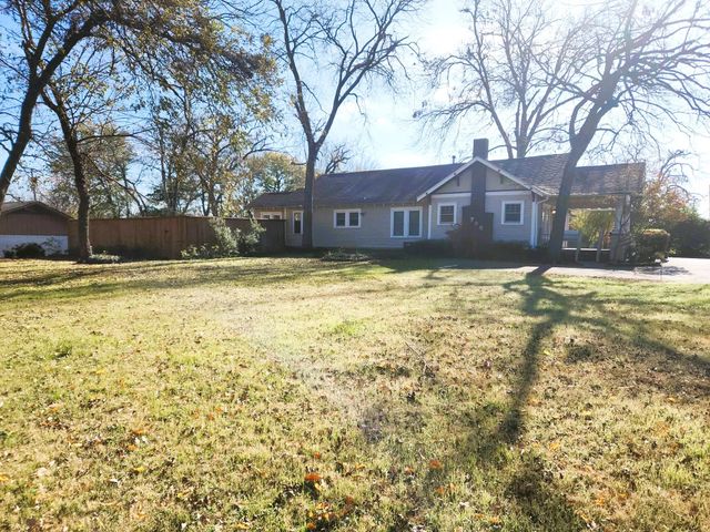708 N Rockwall Avenue, Terrell, TX 75160