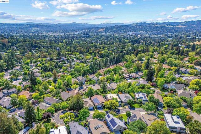 1465 Cortez Ct, Walnut Creek, CA 94598