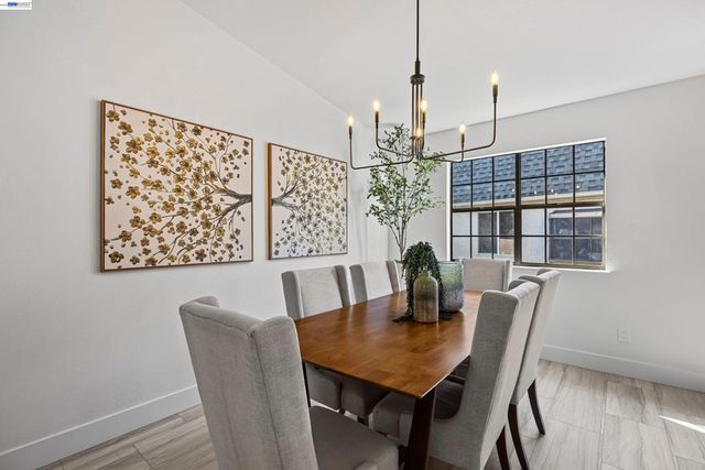 1465 Cortez Ct, Walnut Creek, CA 94598