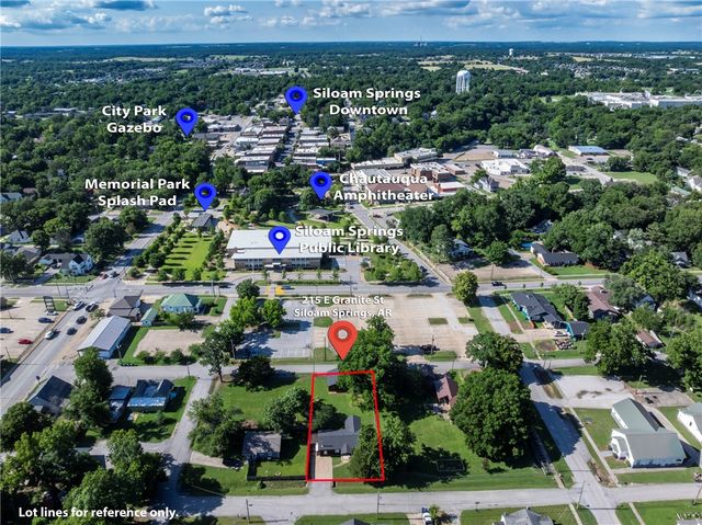 215 E Granite Street, Siloam Springs, AR 72761