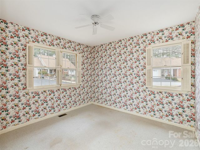 1109 Citation Circle, Hendersonville, NC 28739