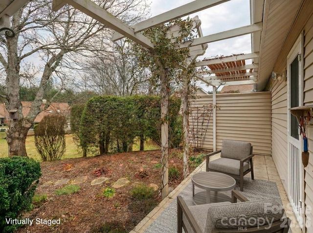 1109 Citation Circle, Hendersonville, NC 28739