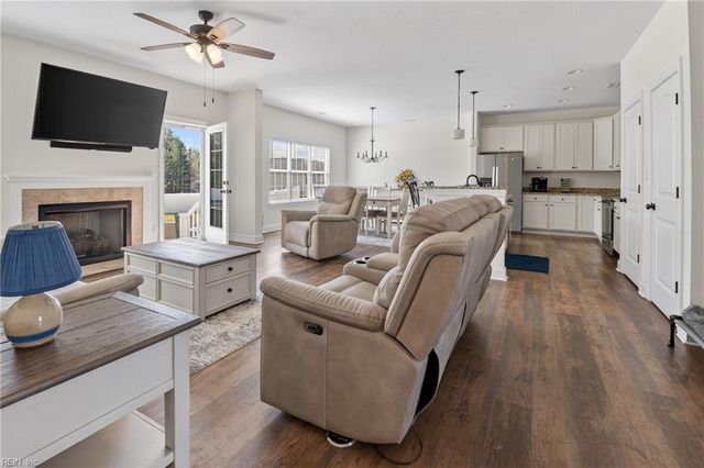 33134 Pebble Brook DR, Franklin, VA 23851