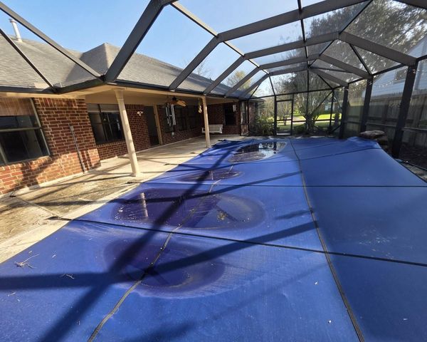 2571 Pinehurst Drive, West Columbia, TX 77486