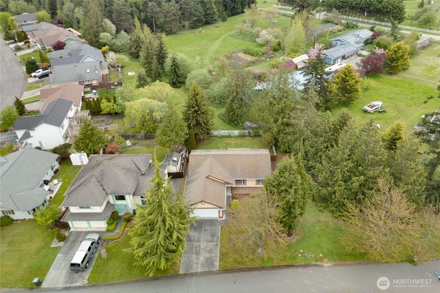 40 Liberty Way, Sequim, WA 98382