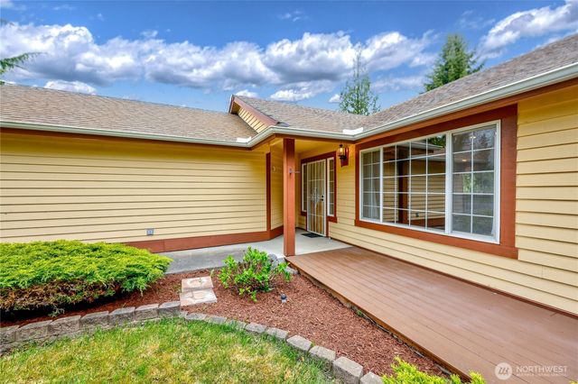 40 Liberty Way, Sequim, WA 98382